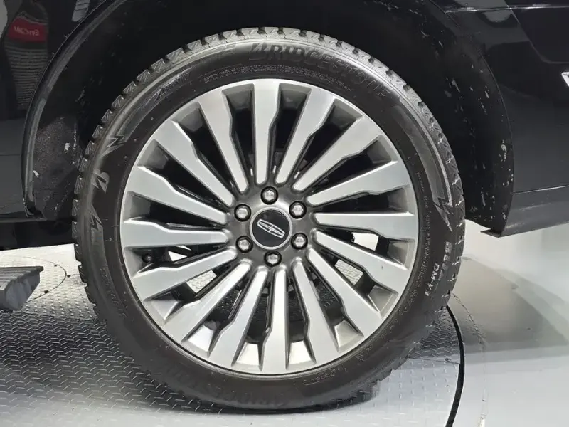 2021 Lincoln Navigator с пробегом 89 170 км