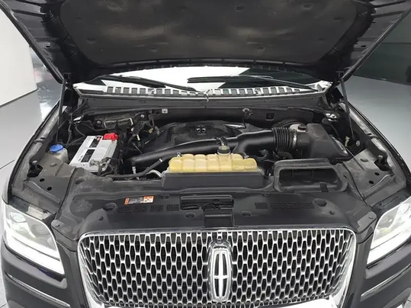 2021 Lincoln Navigator с пробегом 89 170 км