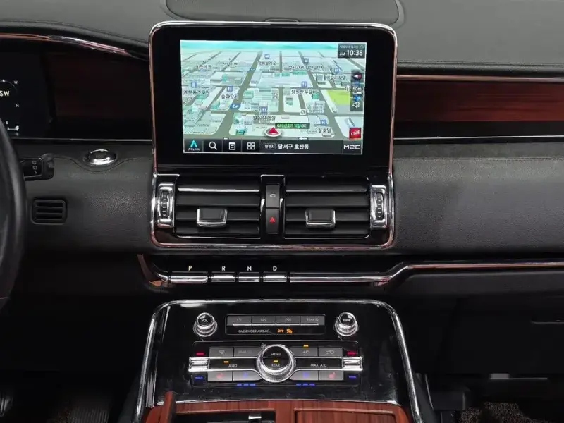 2021 Lincoln Navigator с пробегом 89 170 км