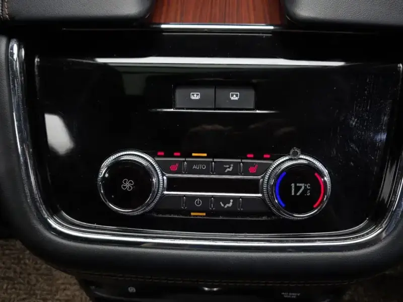 2021 Lincoln Navigator с пробегом 89 170 км