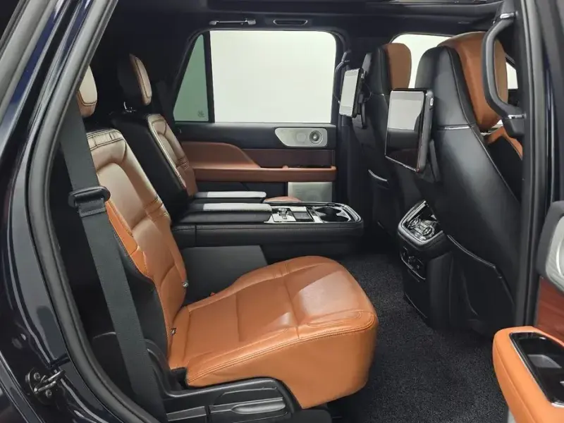 2021 Lincoln Navigator с пробегом 118 577 км