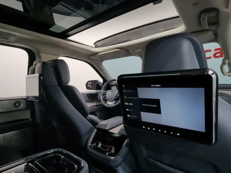 2020 Lincoln Navigator с пробегом 105 648 км