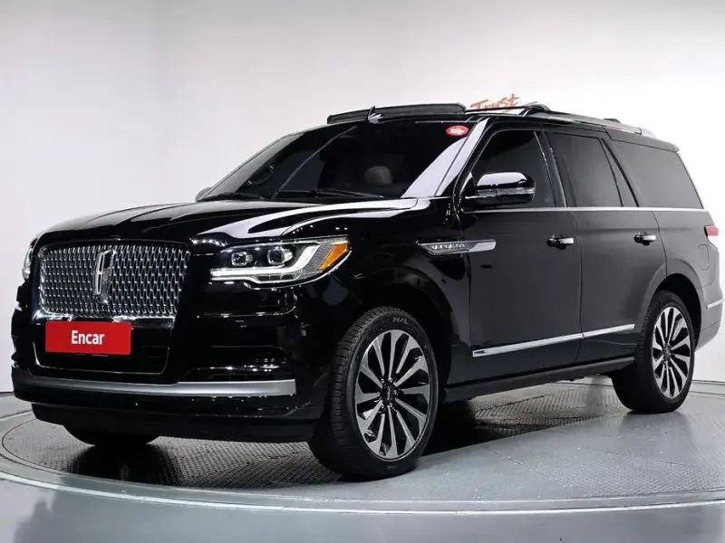 2022 Lincoln Navigator с пробегом 68 537 км