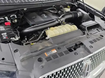 2022 Lincoln Navigator с пробегом 68 537 км