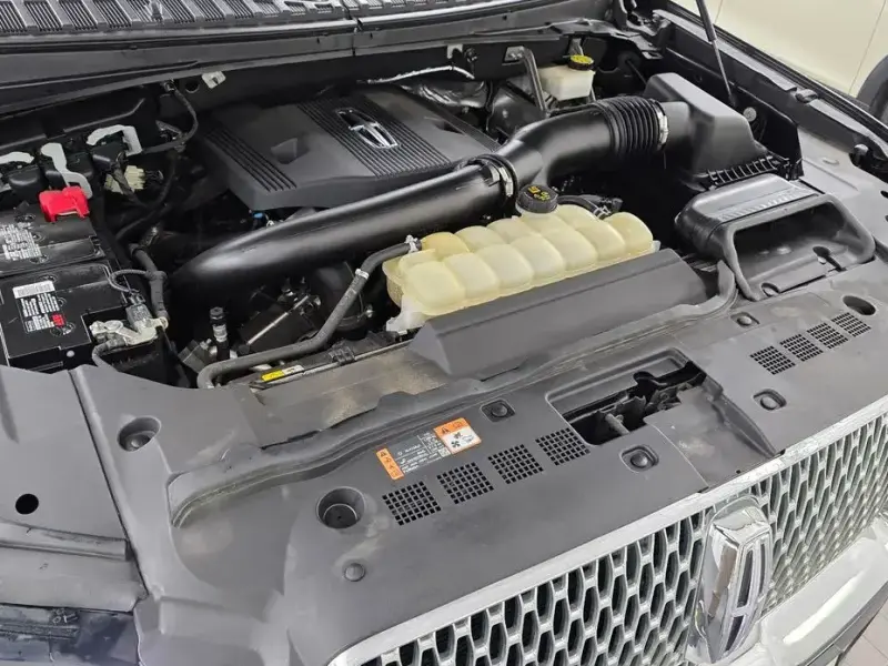 2022 Lincoln Navigator с пробегом 68 537 км