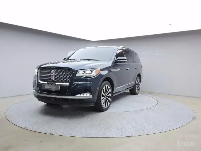 2022 Lincoln Navigator с пробегом 68 834 км