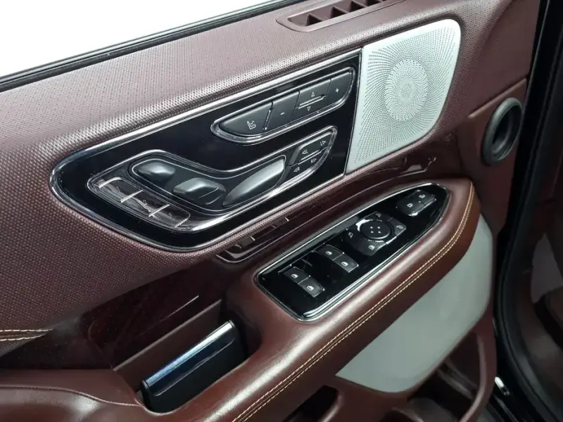 2021 Lincoln Navigator с пробегом 78 590 км