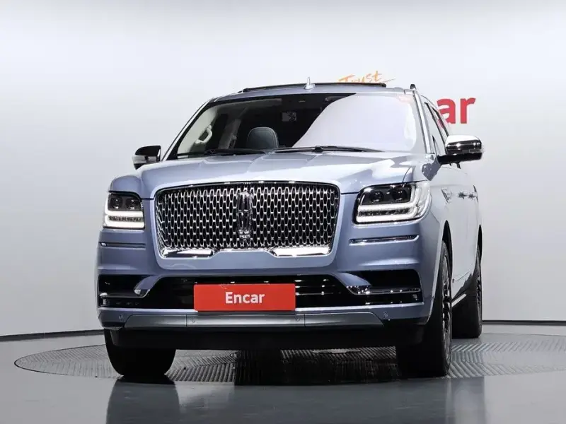 2019 Lincoln Navigator с пробегом 45 665 км