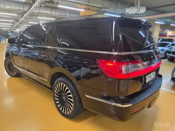2020 Lincoln Navigator с пробегом 168 000 км
