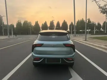 2022 Hozon Nezha V с пробегом 23 000 км