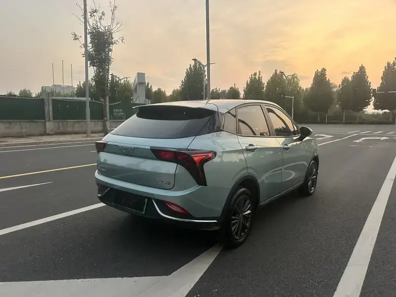 2022 Hozon Nezha V с пробегом 23 000 км