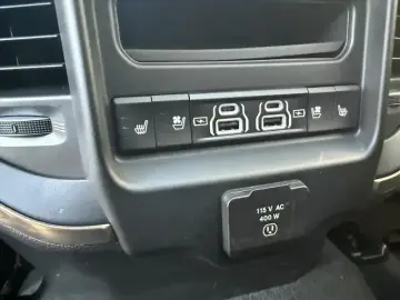 2022 Ram RAM Trucks с пробегом 140 000 км