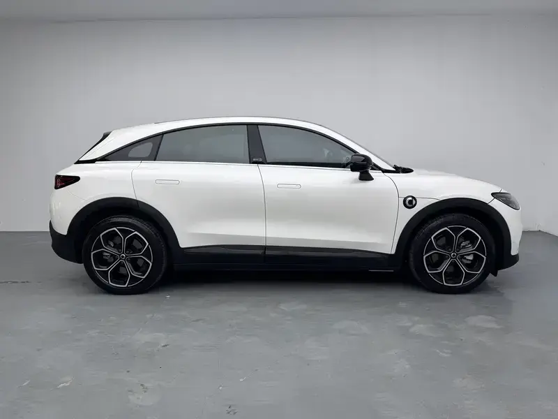 2024 Smart #3 с пробегом 8 000 км