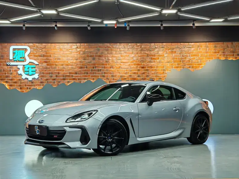 2024 Subaru BRZ с пробегом 8 000 км