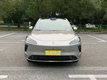 2025 Stelato SUV с пробегом 20 400 км