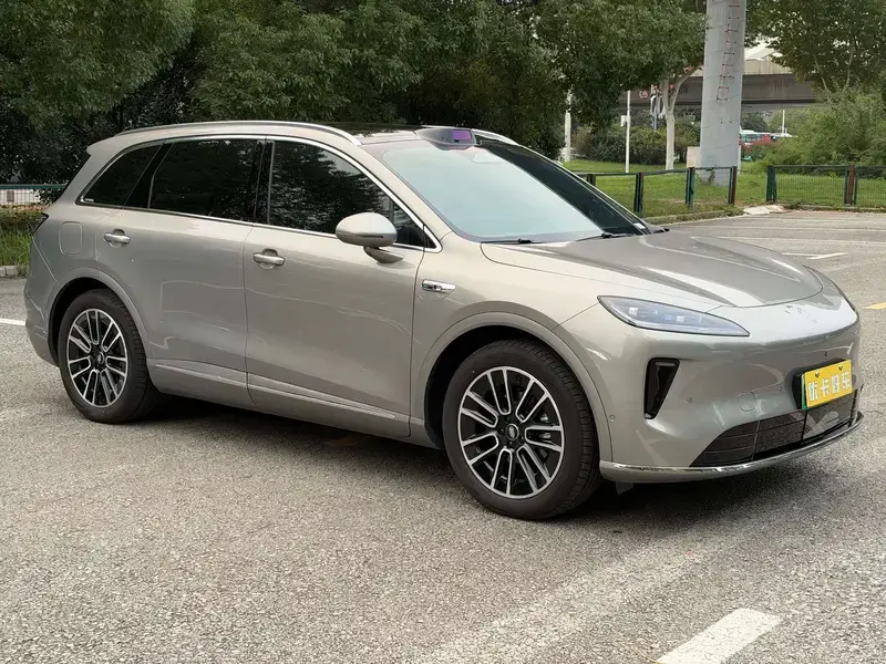 2025 Stelato SUV с пробегом 20 400 км