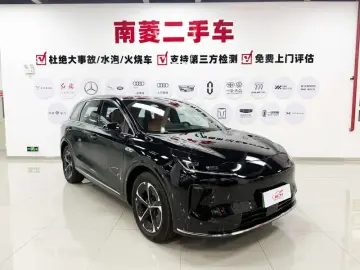 2025 Stelato SUV с пробегом 4 300 км