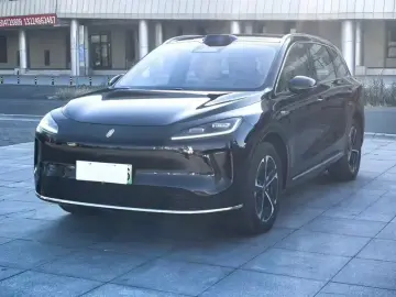 Stelato SUV