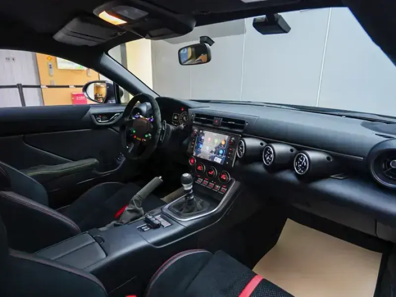 2022 Subaru BRZ с пробегом 2 000 км