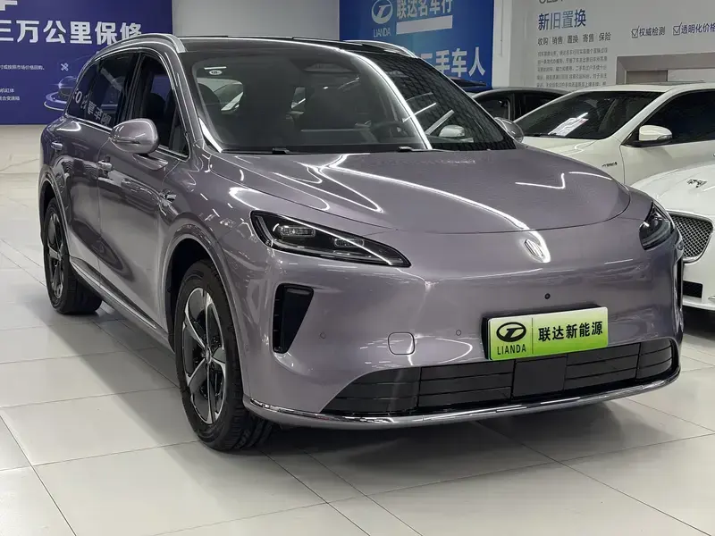 2025 Stelato SUV с пробегом 1 000 км