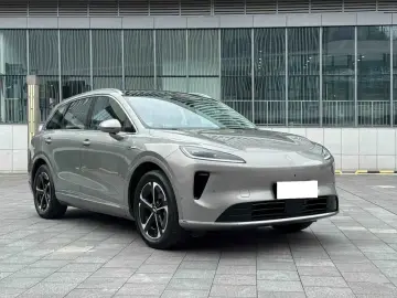 2025 Stelato SUV с пробегом 14 000 км