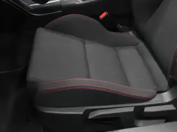 2022 Subaru BRZ с пробегом 30 000 км