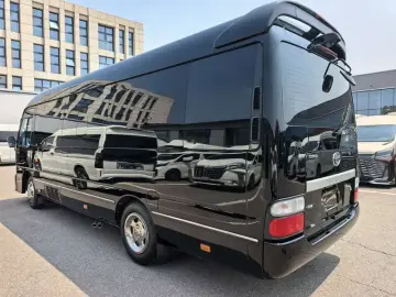2024 Toyota Coaster с пробегом 16 000 км