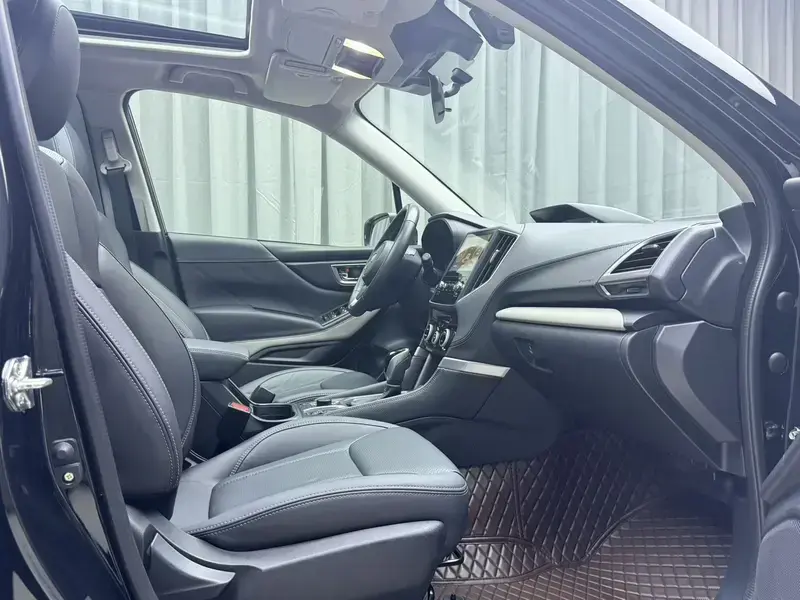 2022 Subaru Forester с пробегом 40 000 км