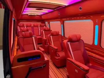 2022 Toyota Coaster с пробегом 15 000 км