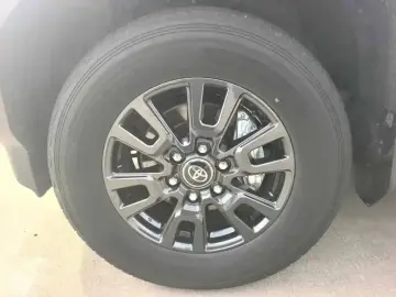 2024 Toyota Prado (Import) с пробегом 35 000 км