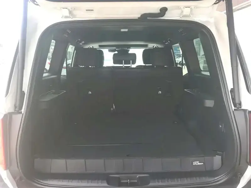 2024 Toyota Prado (Import) с пробегом 35 000 км