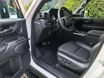 2024 Toyota Prado (Import) с пробегом 2 500 км
