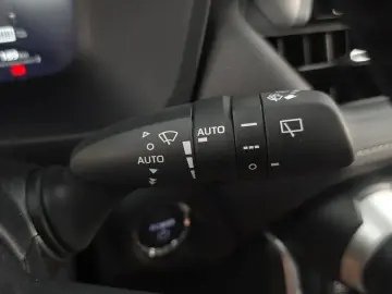 2024 Toyota RAV4 с пробегом 42 586 км