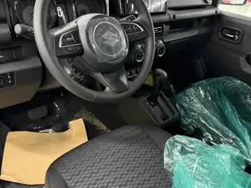 2026 Suzuki Jimny с пробегом 100 км