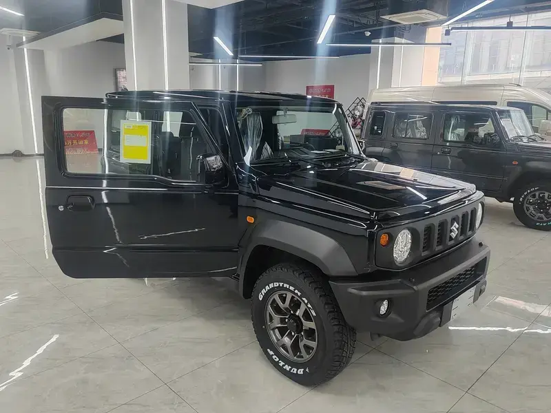 2026 Suzuki Jimny с пробегом 100 км