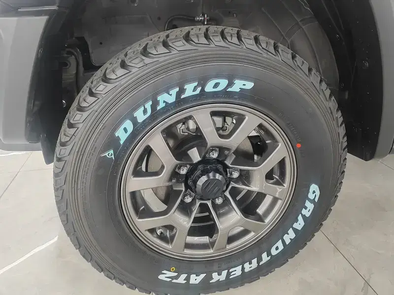 2026 Suzuki Jimny с пробегом 100 км