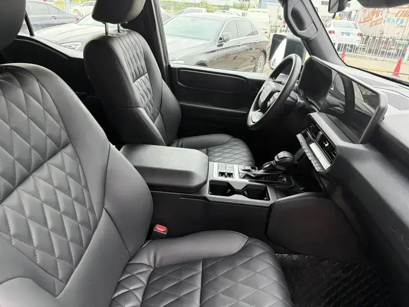 2025 Toyota Prado (Import) с пробегом 33 000 км