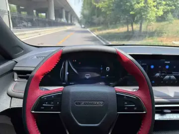 2022 Nissan Big V с пробегом 37 000 км