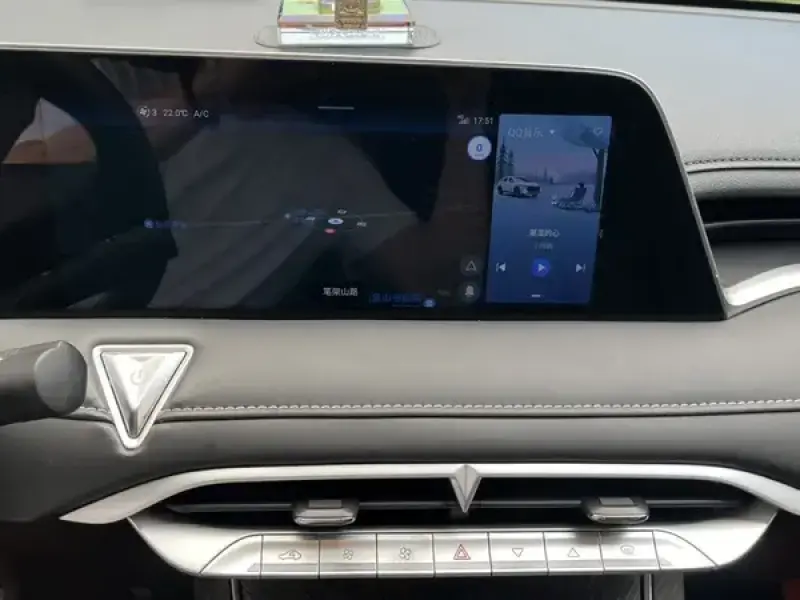 2022 Nissan Big V с пробегом 50 200 км