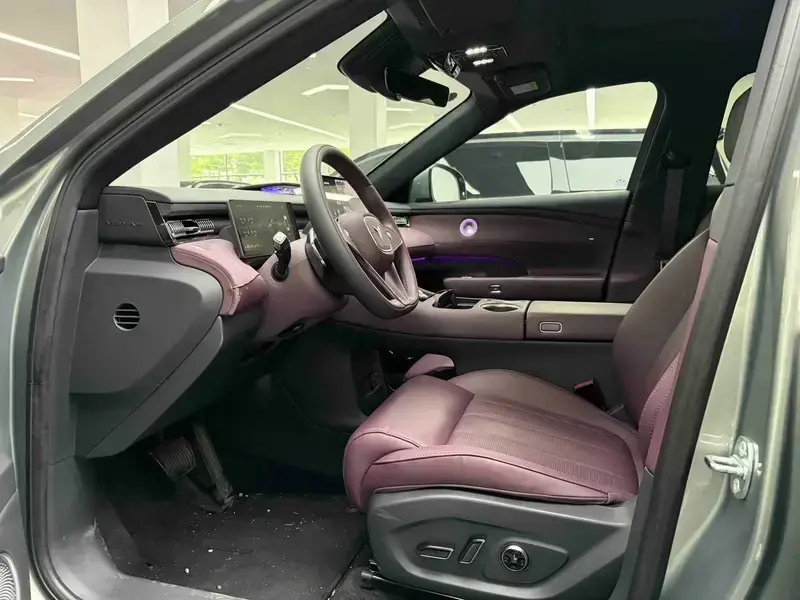 2025 Voyah FE с пробегом 9 600 км