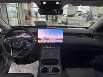 2025 Voyah FE с пробегом 10 500 км
