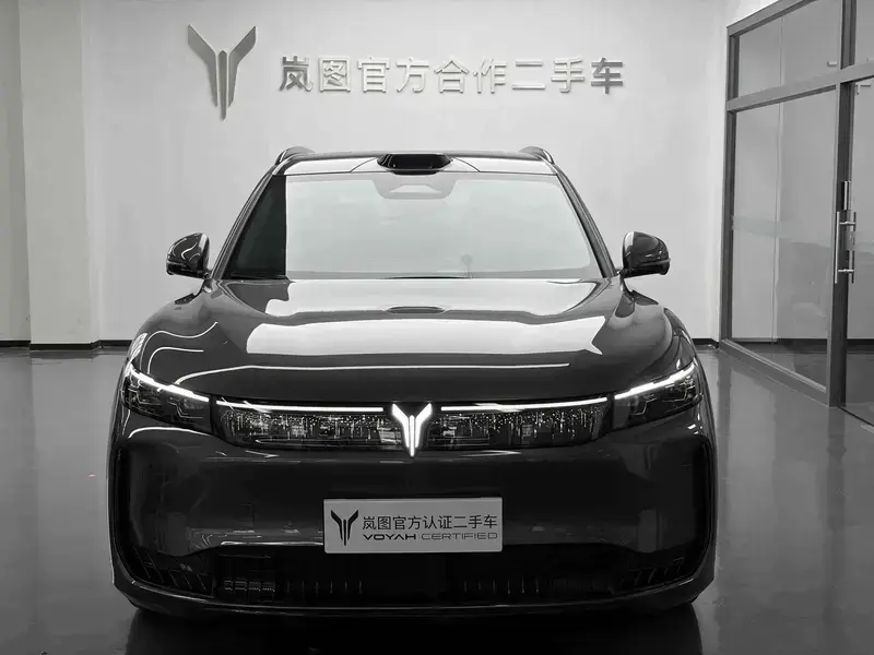 2025 Voyah FE с пробегом 17 000 км