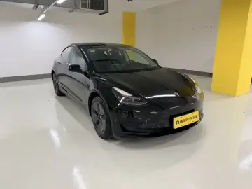 2022 Tesla Model 3 с пробегом 26 600 км