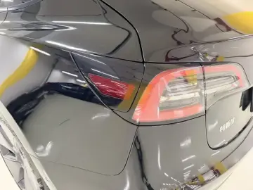 2022 Tesla Model 3 с пробегом 26 600 км