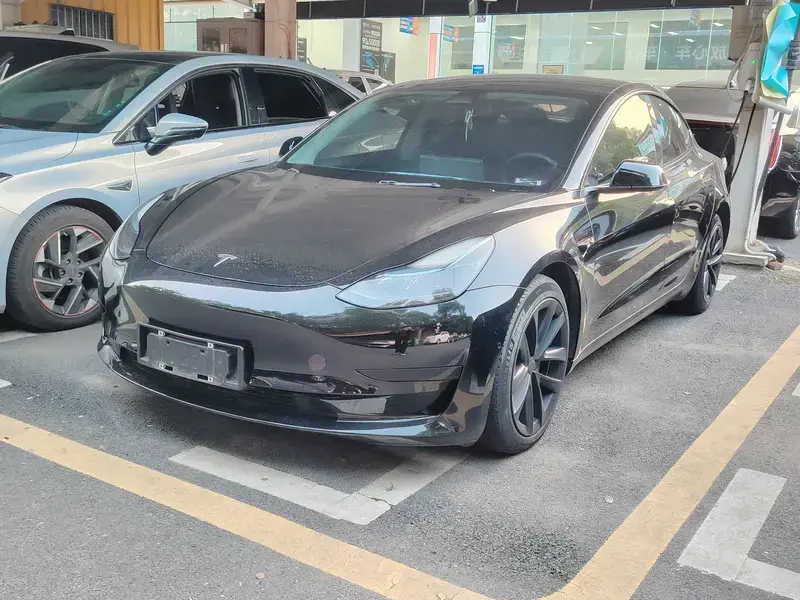 2022 Tesla Model 3 с пробегом 79 000 км