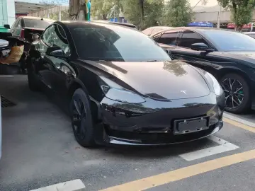 2022 Tesla Model 3 с пробегом 79 000 км