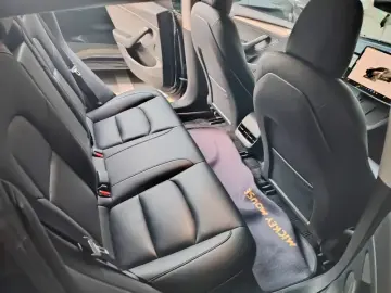 2022 Tesla Model 3 с пробегом 79 000 км