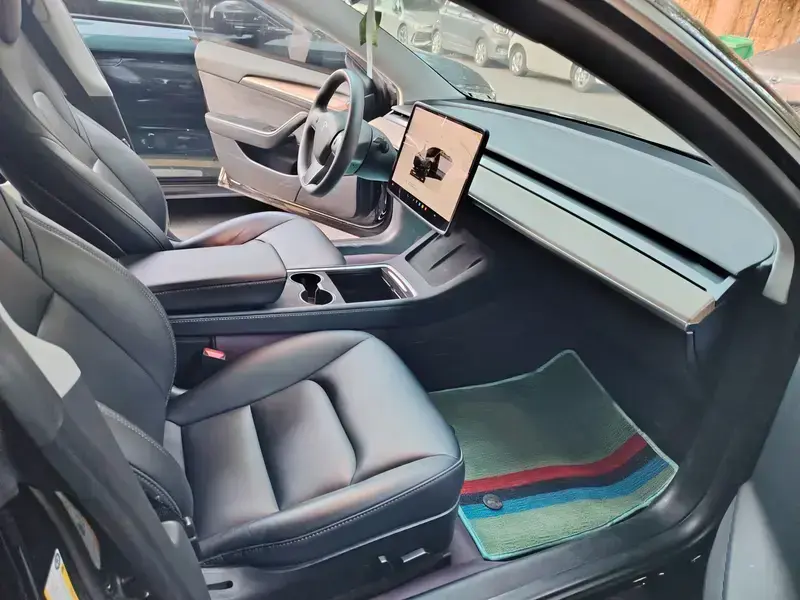 2022 Tesla Model 3 с пробегом 79 000 км