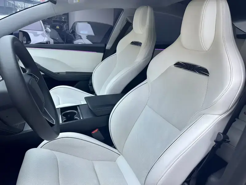 2024 Tesla Model 3 с пробегом 64 000 км
