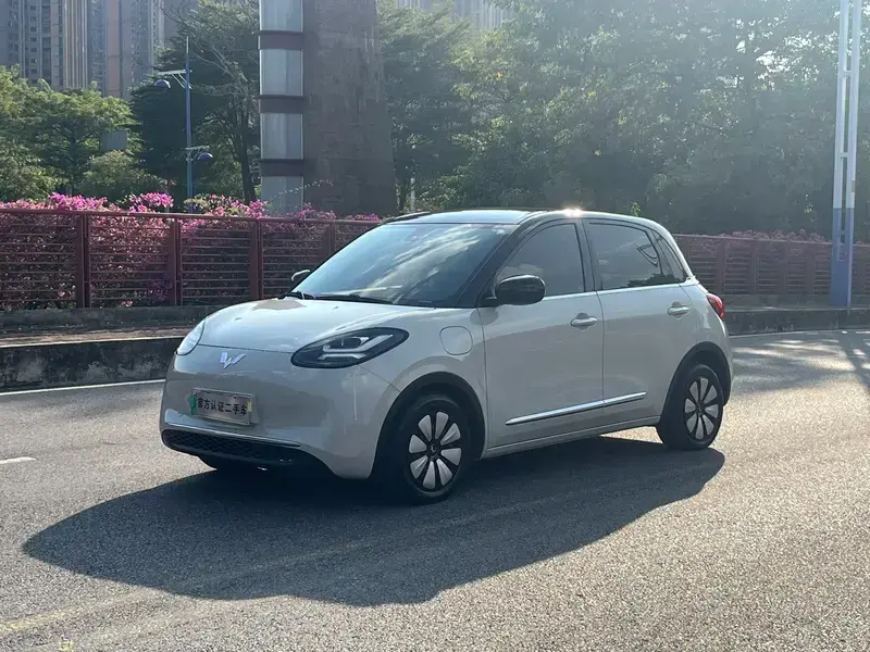 2023 Wuling Wuling Bingo с пробегом 60 000 км
